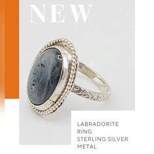 LABRADORITE ROUND RING WITH EMBOSSED RING BAND HANDMADE IN STERLING SILVER 8.5